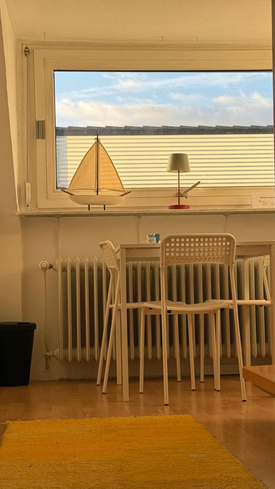 Apartment Ueber 2 Etagen Nahe Bvb-Stadion Und Westfalenhallen Dortmund Luaran gambar